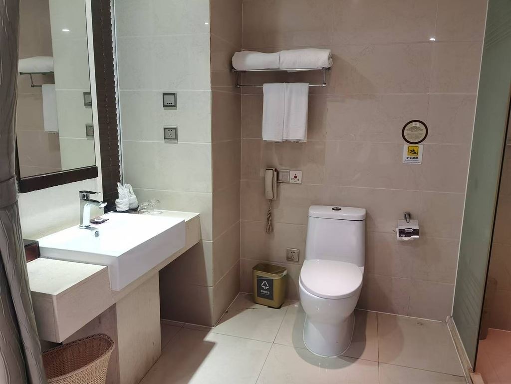 rooms-deluxe-ocean-view-room