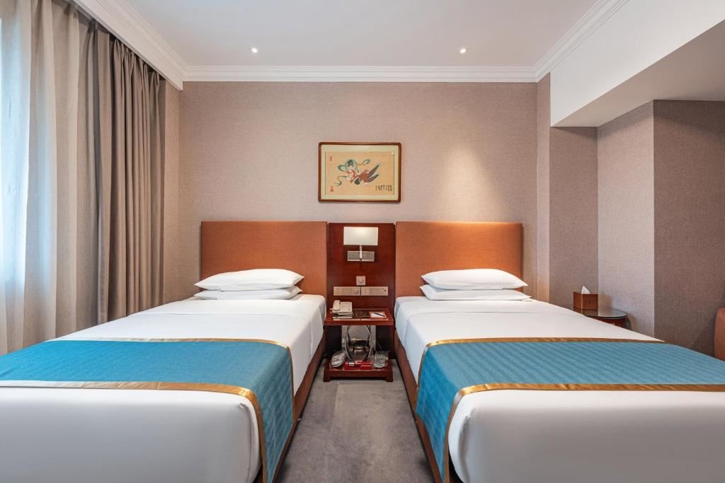 rooms-deluxe-room-twin