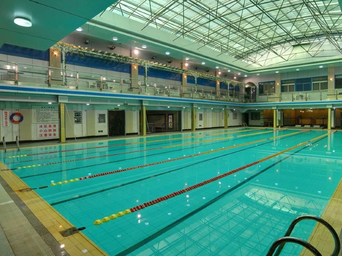 pools-indoor-pool