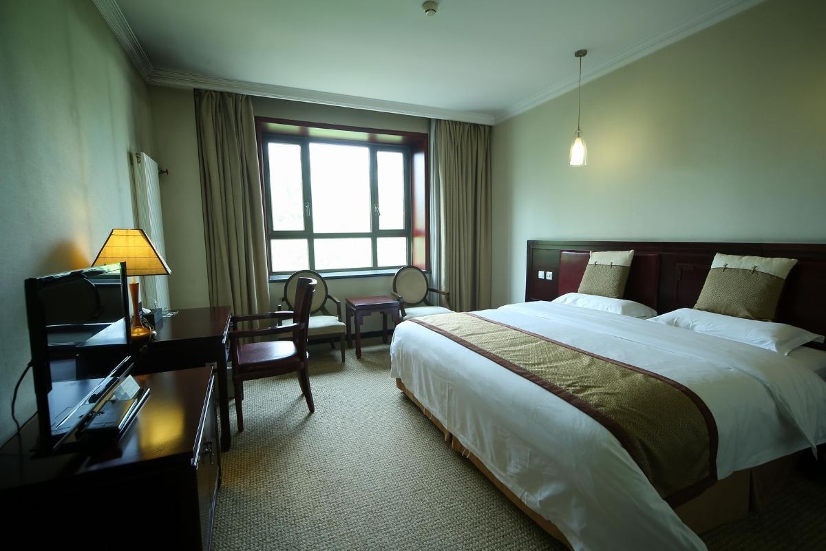 rooms-superior-room
