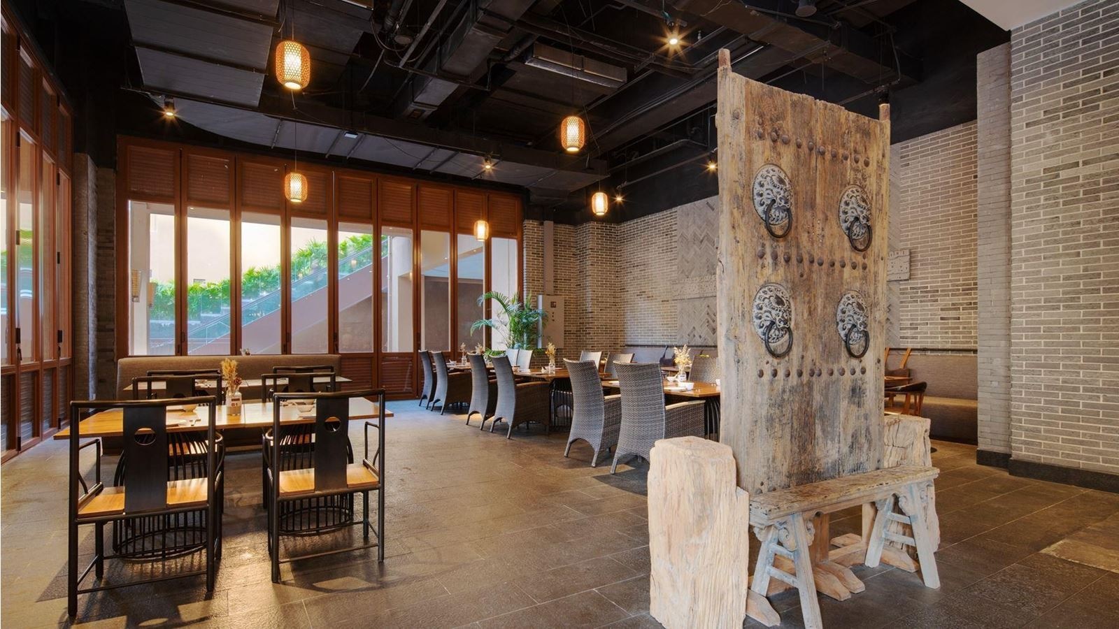 restaurants-restaurants