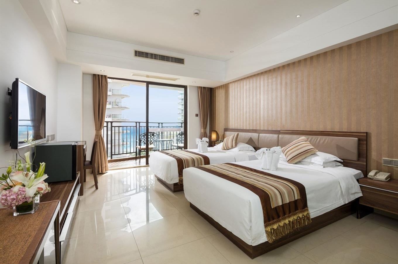 rooms-bay-room