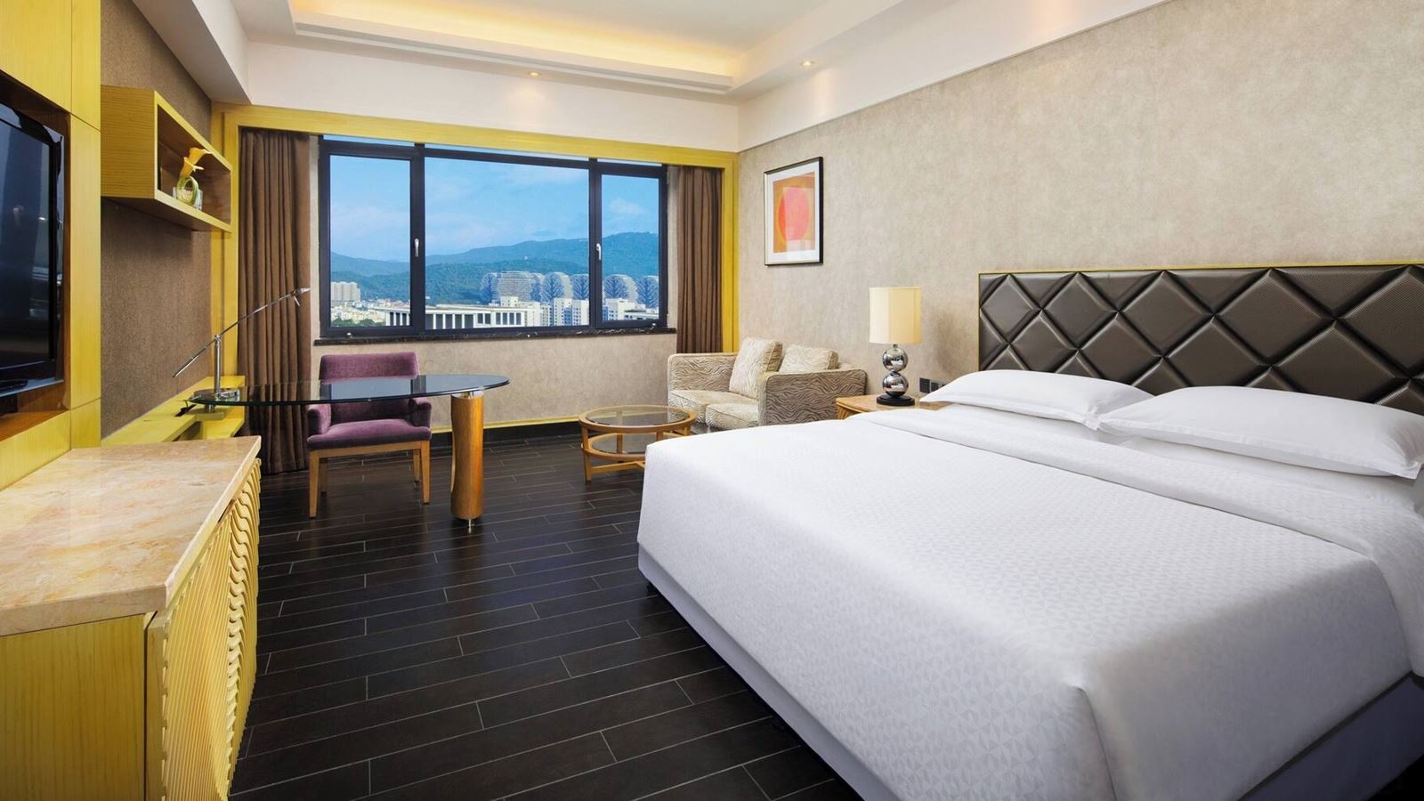 rooms-city-view-room-king-bed