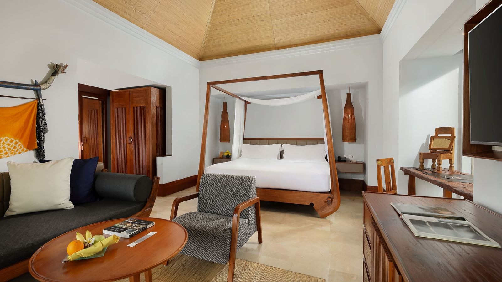 rooms-heavenly-jacuzzi-villa