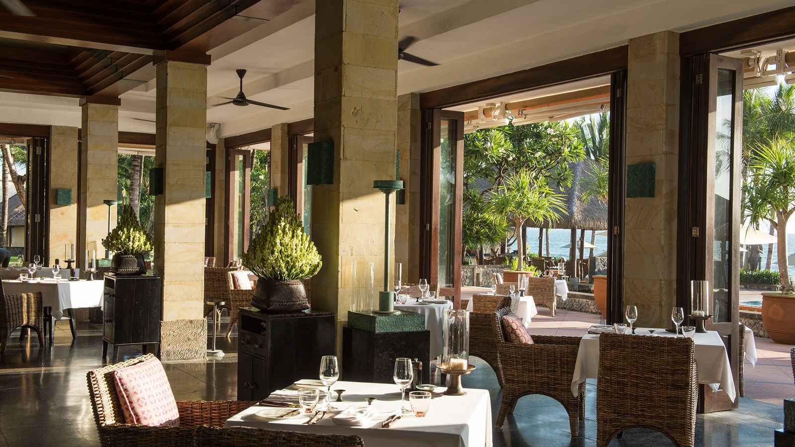 restaurants-the-restaurant