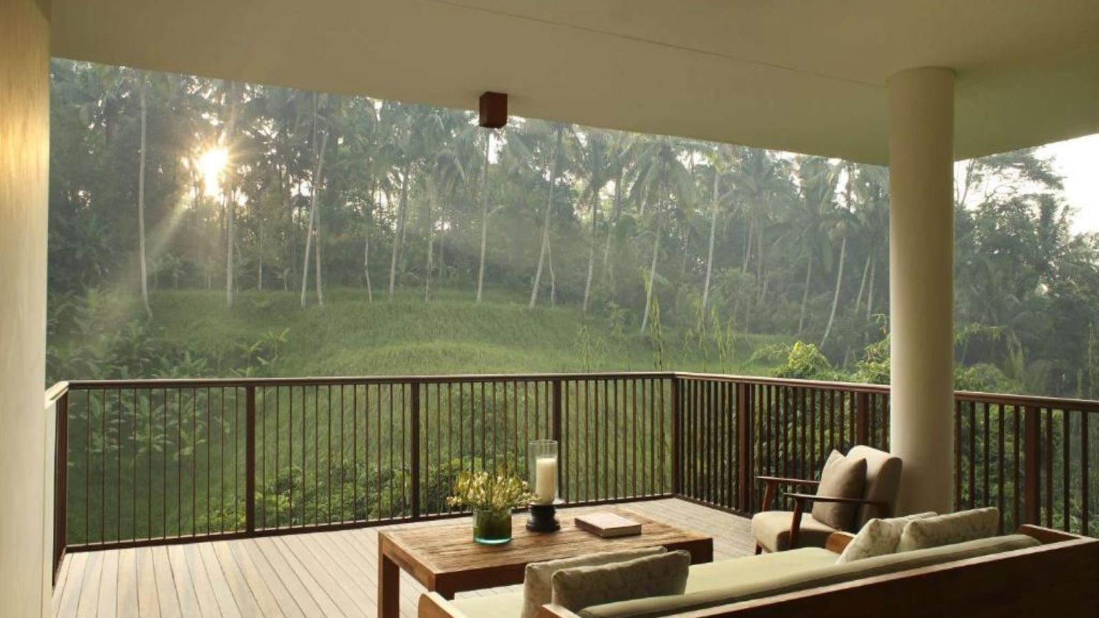 rooms-terrace-tree-villa