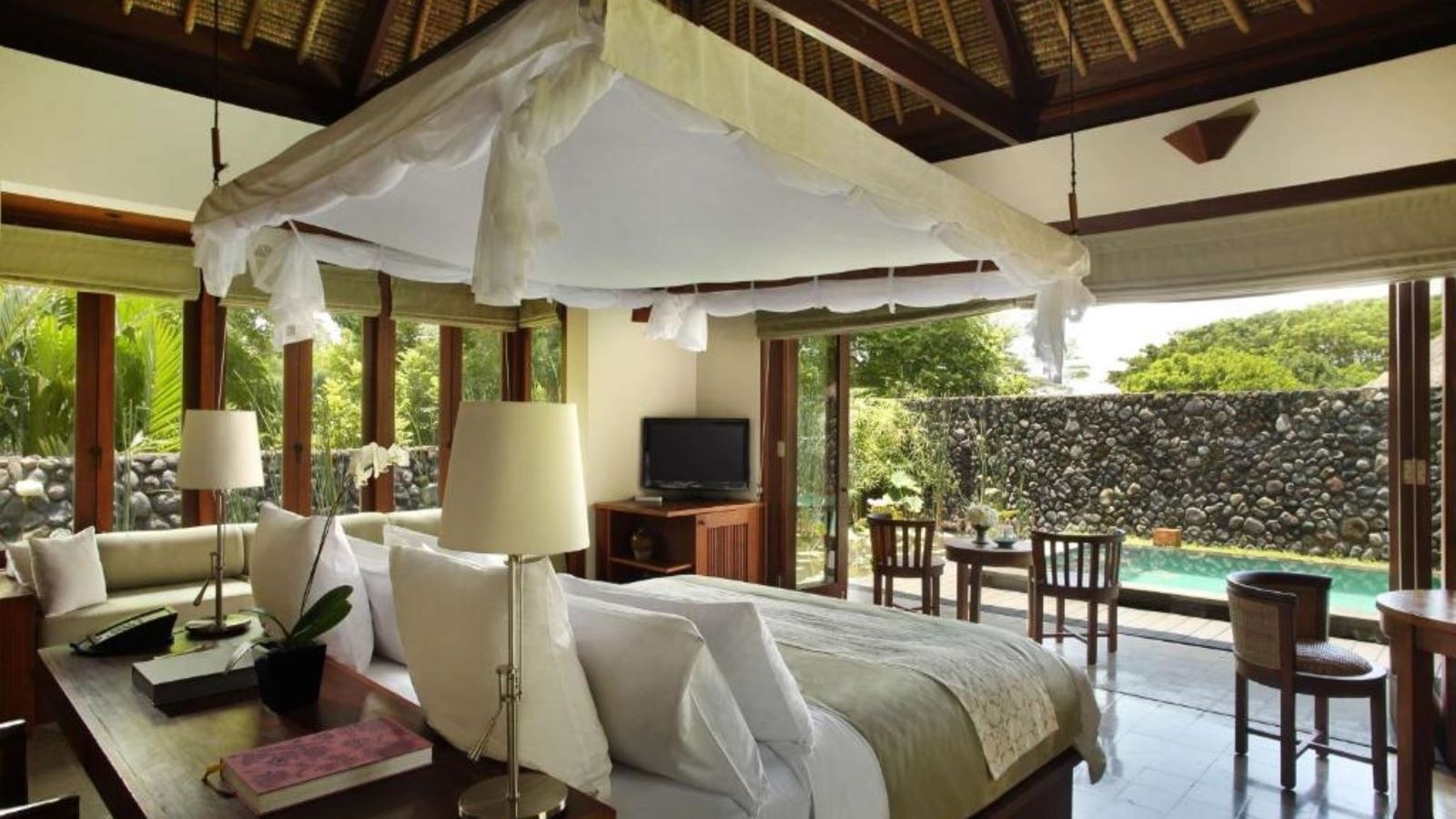 rooms-2--bedroom-pool-villa