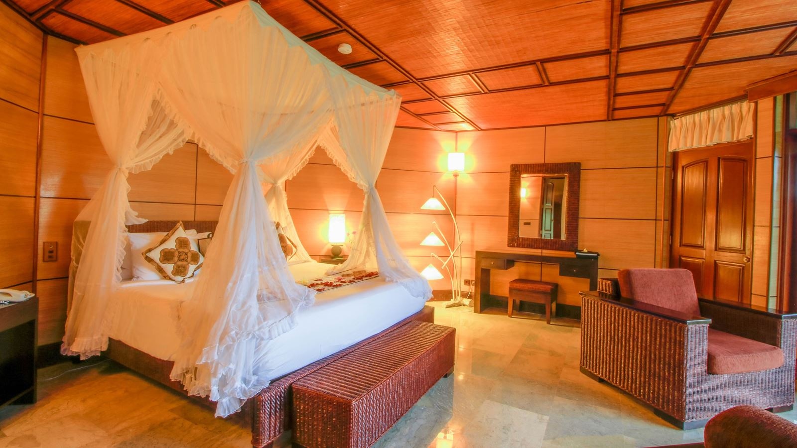 rooms-2-bedroom-river-view-pool-villa