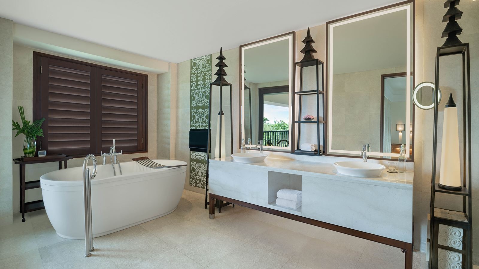 rooms-st-regis-suite