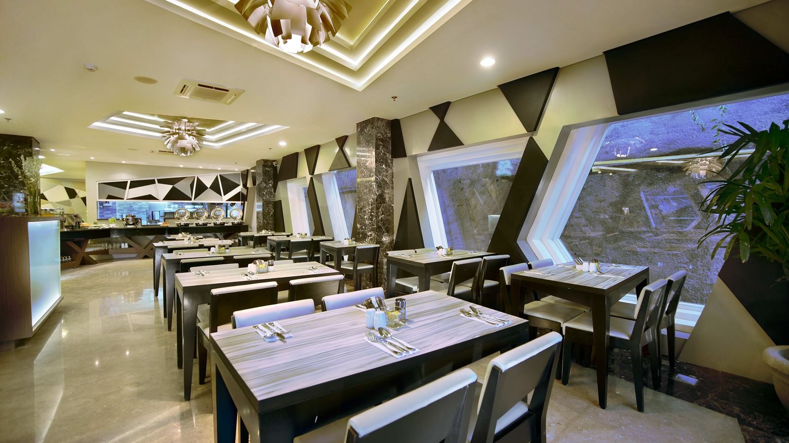 restaurants-noodles-now-cafe