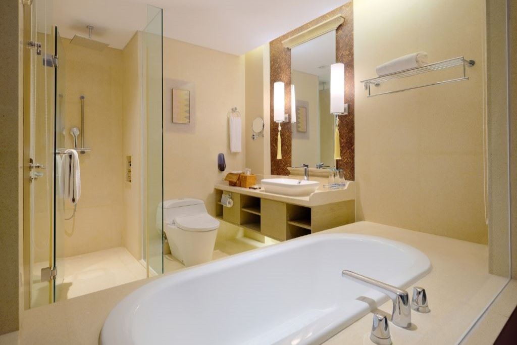 rooms-classic-pool-view