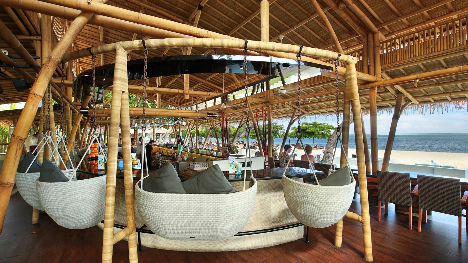 bars-bamboo-bar-and-lounge