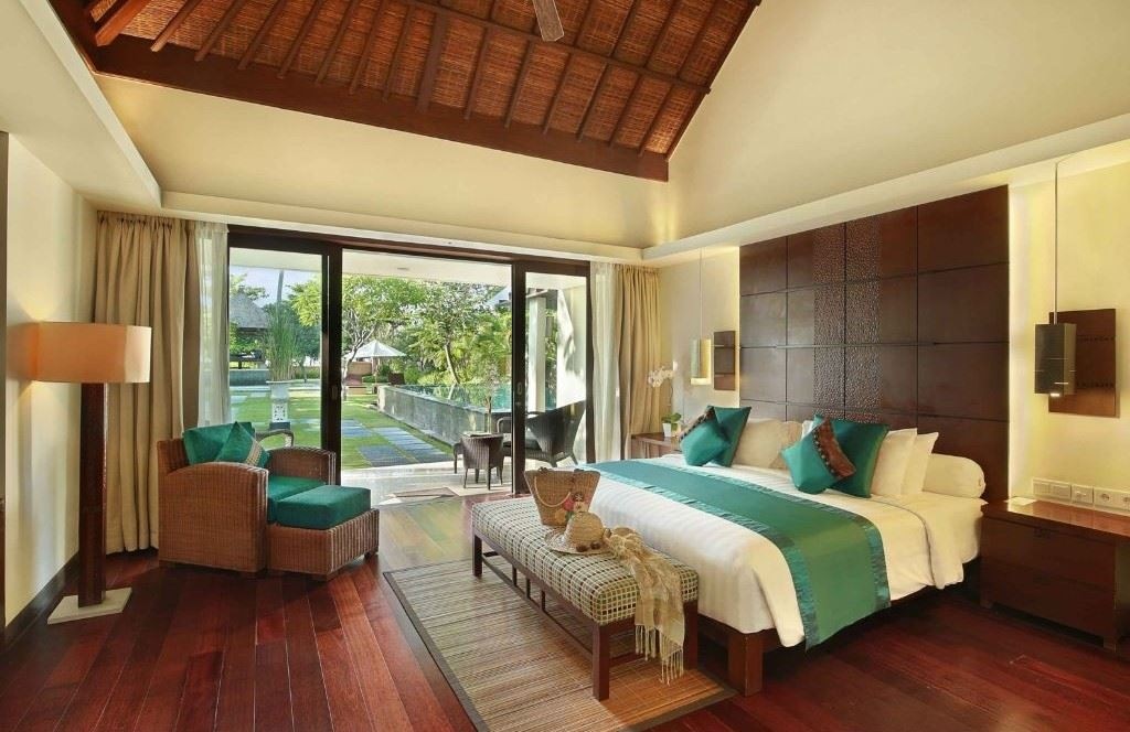 rooms-one-bedroom-pool-villa