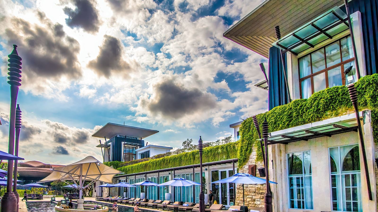 restaurants-sakala-beach-club