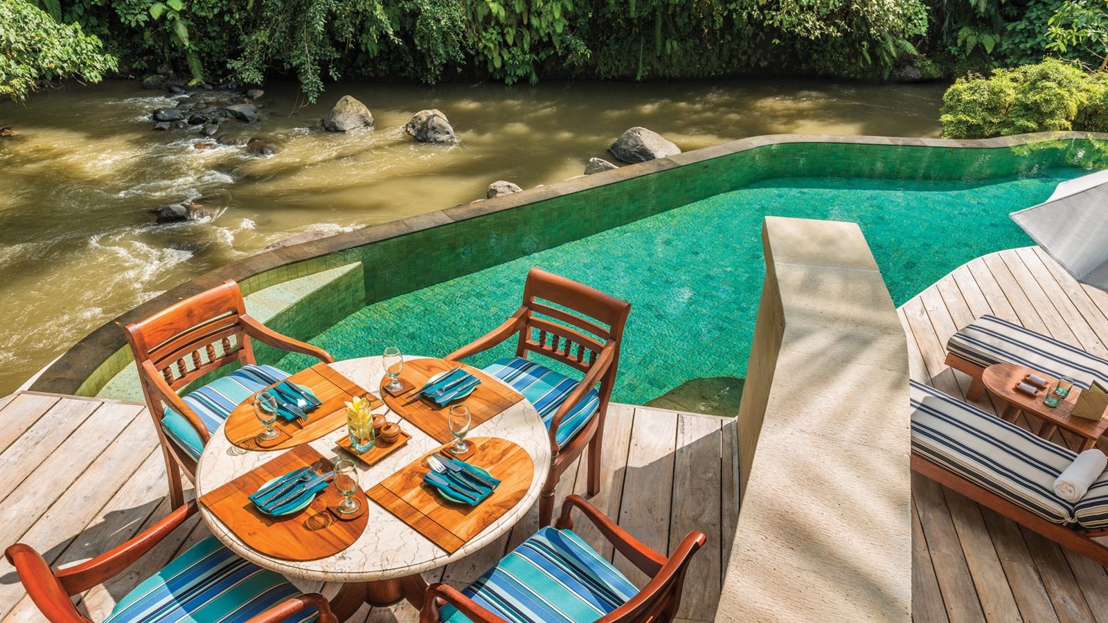 restaurants-river-side-cafe