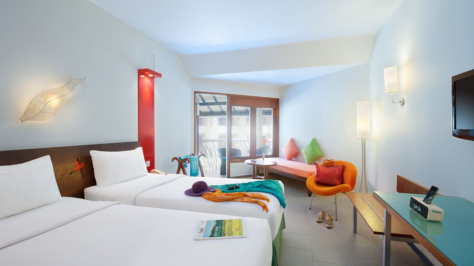 rooms-superior-pool-view-room