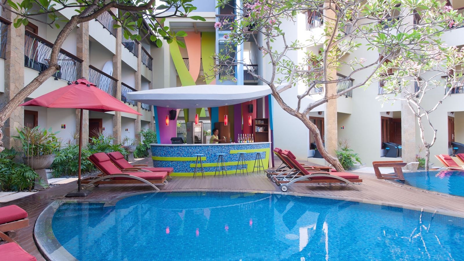 pools-outdoor-childrens-pool