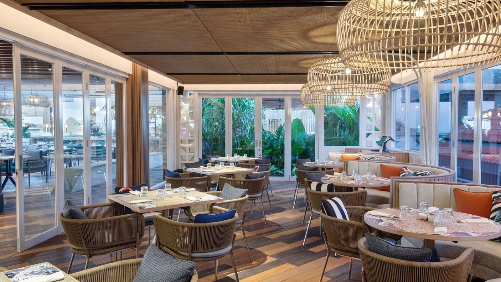 restaurants-afterglow-restaurant