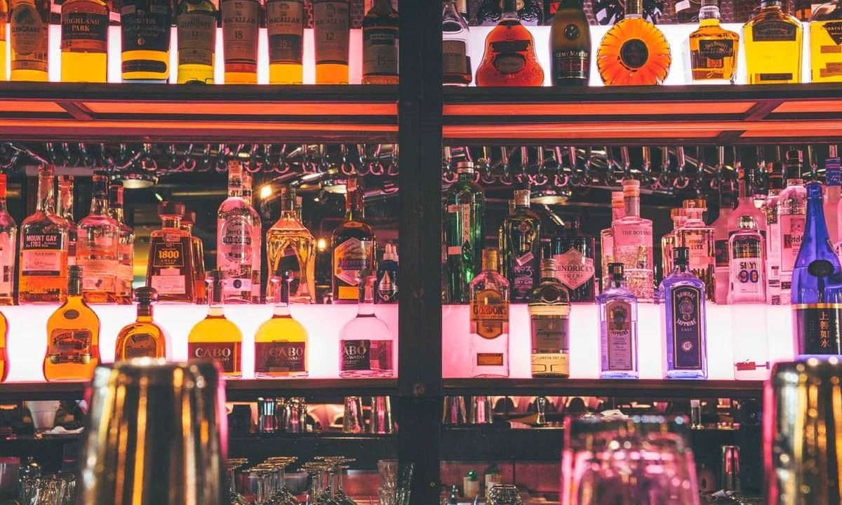 bars-the-azul-rooftop-bar