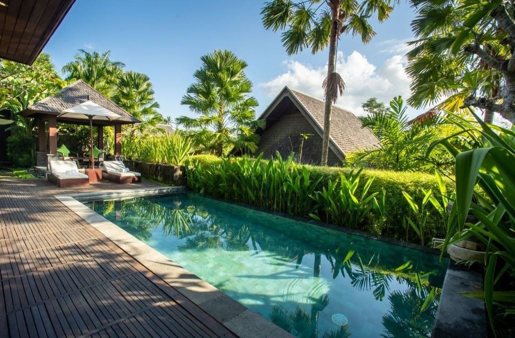 rooms-one-bedroom-garden-pool-villa