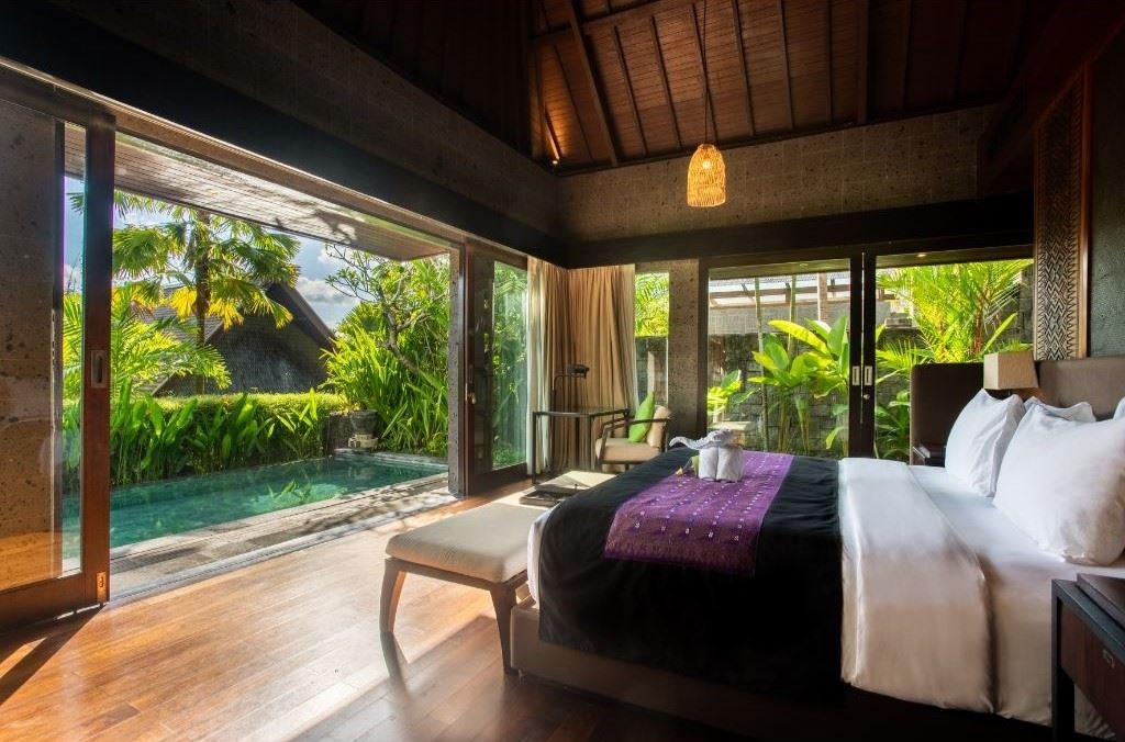 rooms-one-bedroom-garden-pool-villa