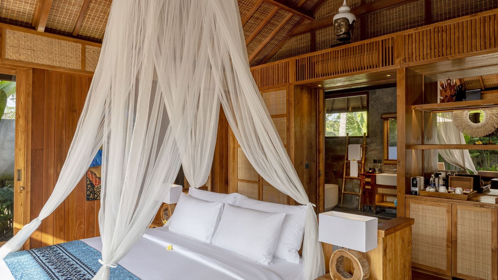 rooms-one-bedroom-pool-villa