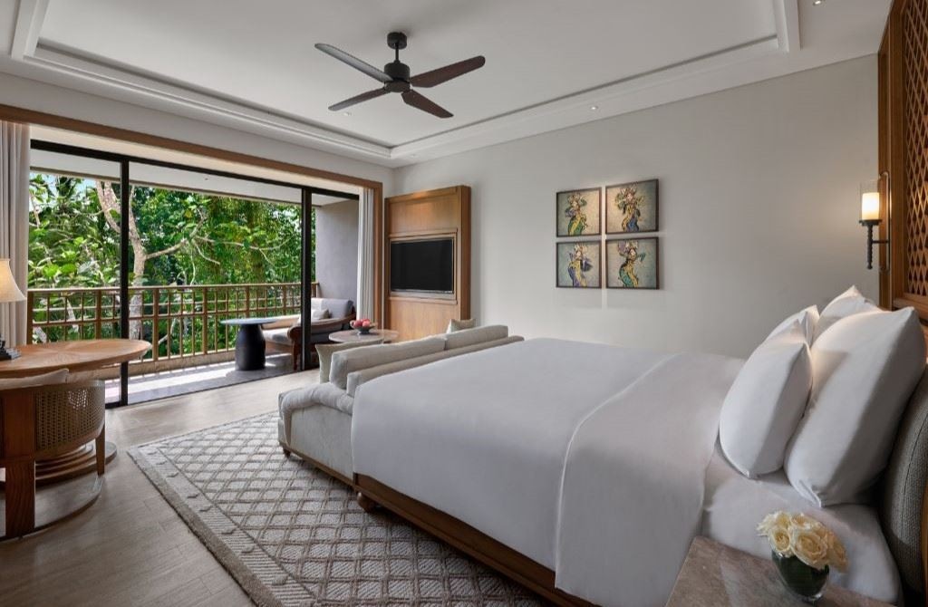 rooms-forest-view-room