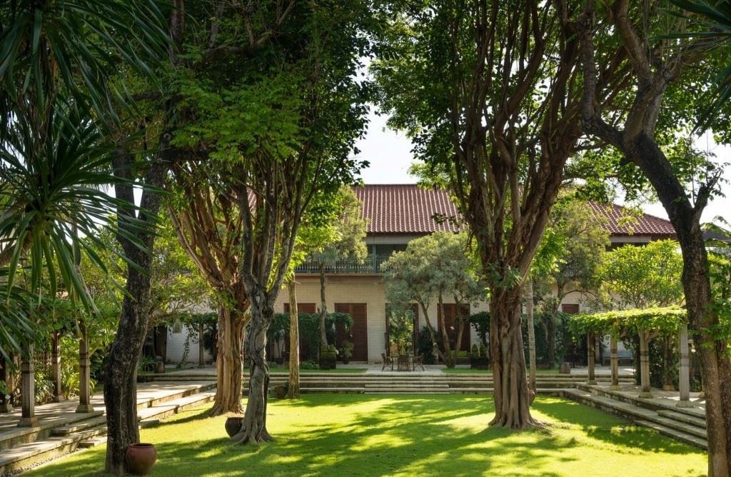 general-main-building