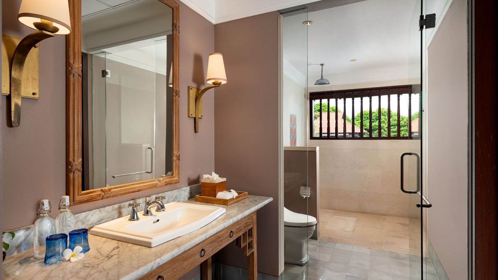 rooms-deluxe-suite