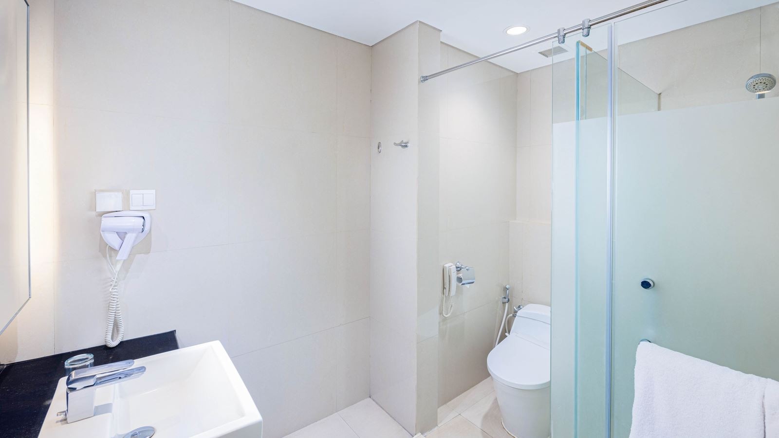 rooms-deluxe-jacuzzi