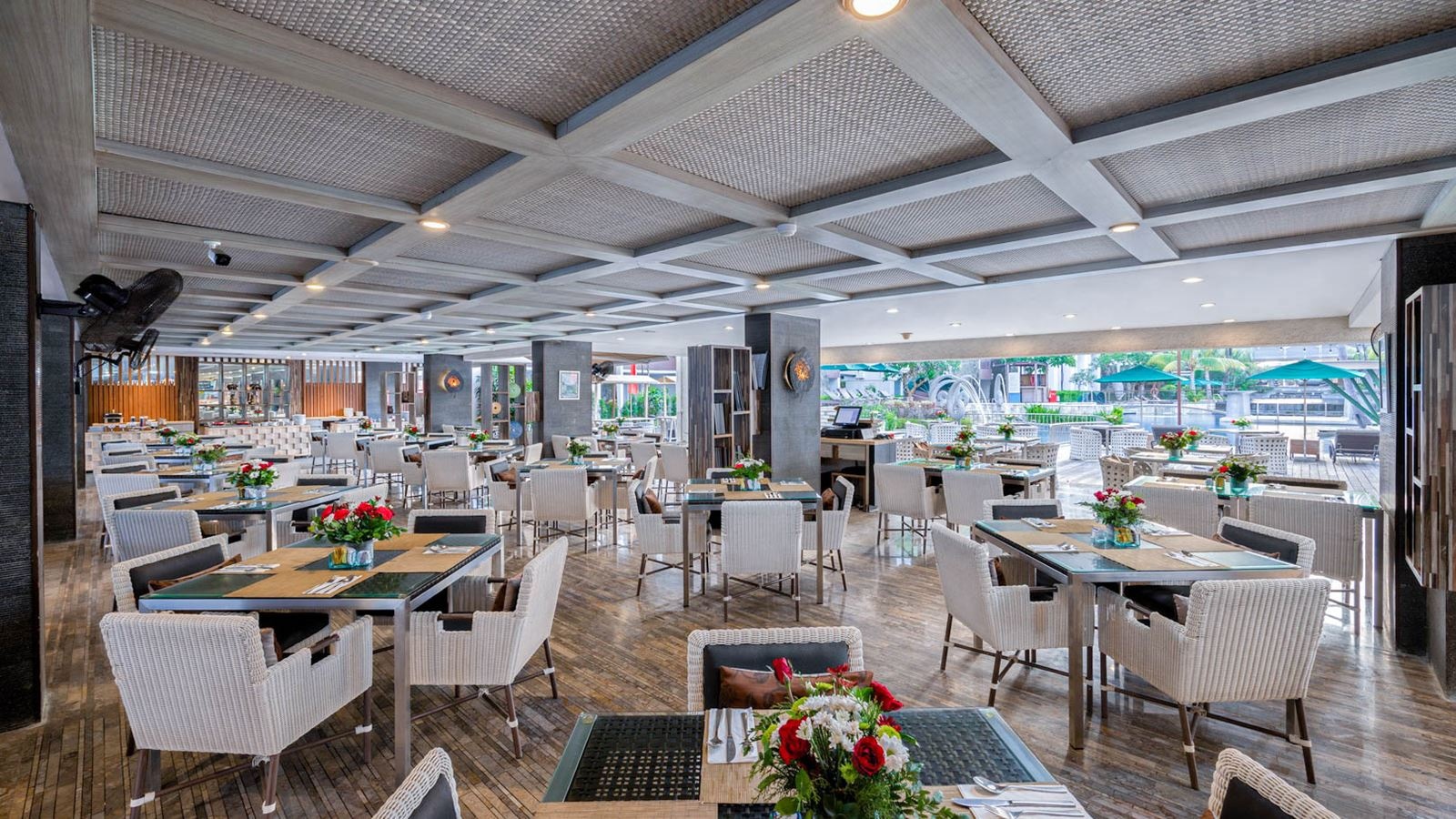 restaurants-tamblingan-cafe