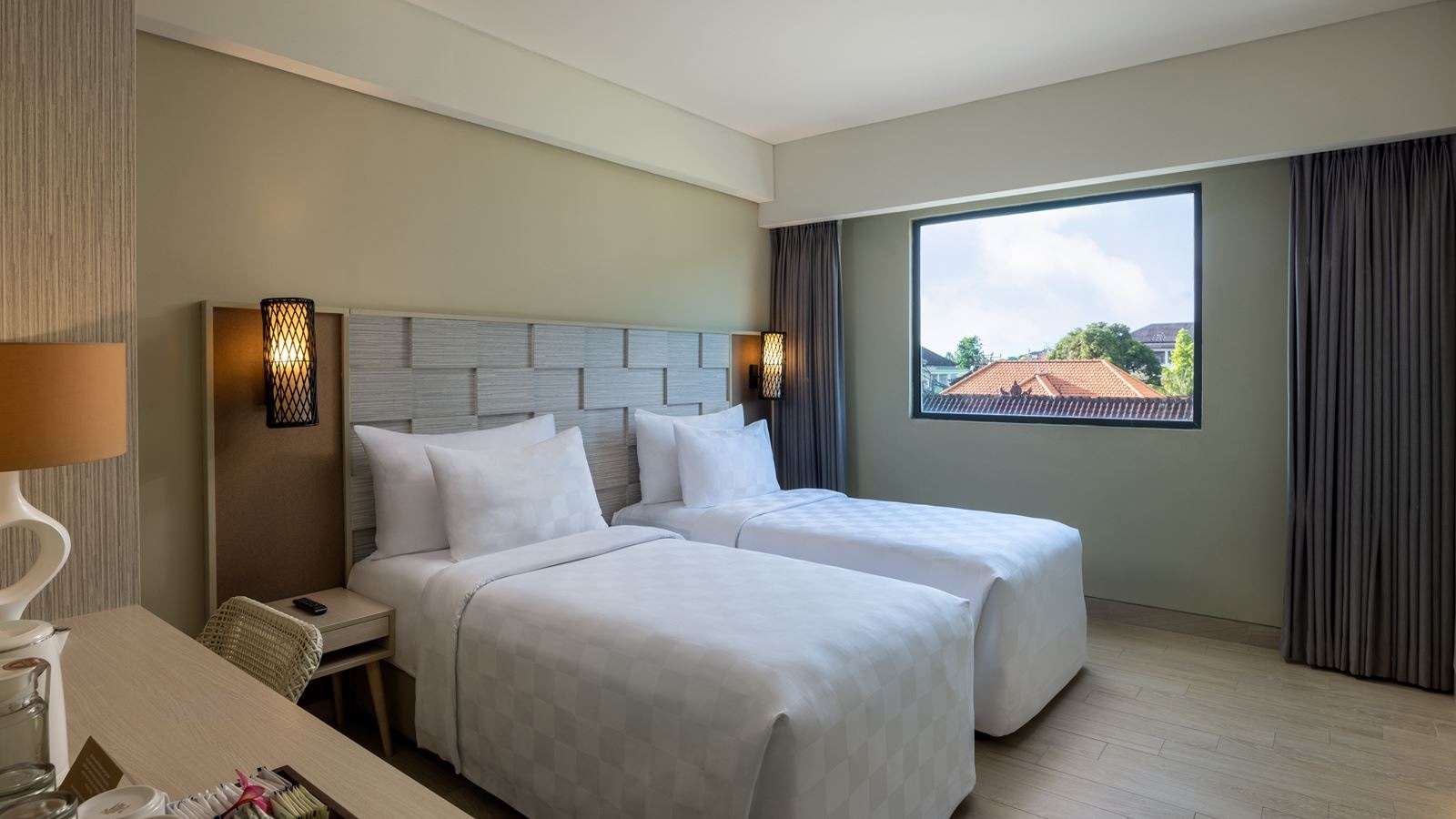 rooms-deluxe-city-view