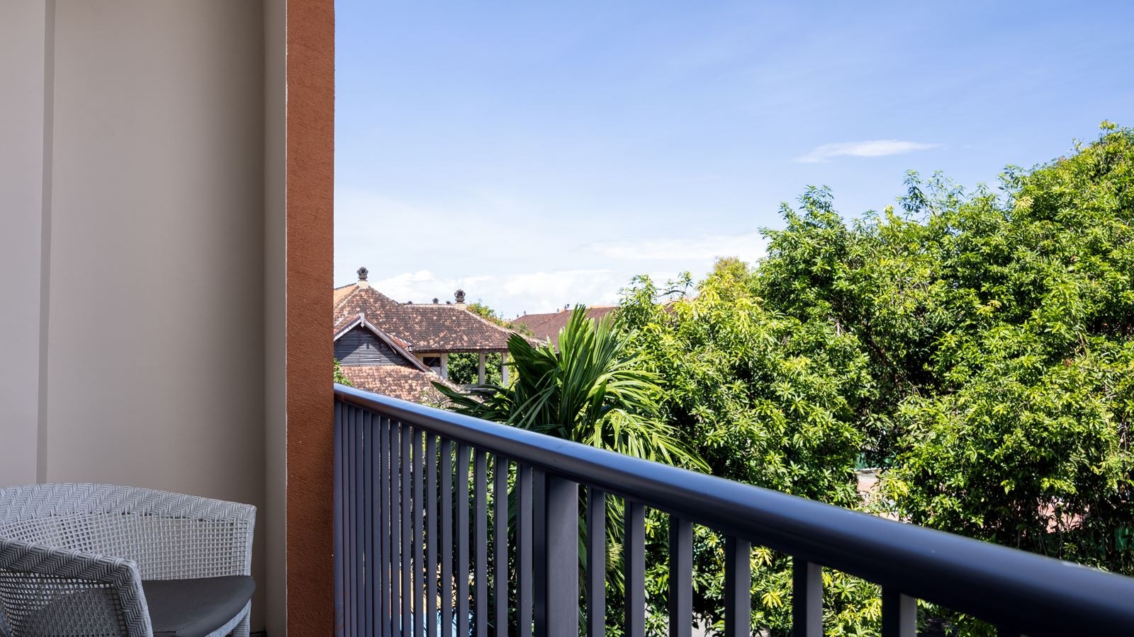 rooms-grand-deluxe-city-view