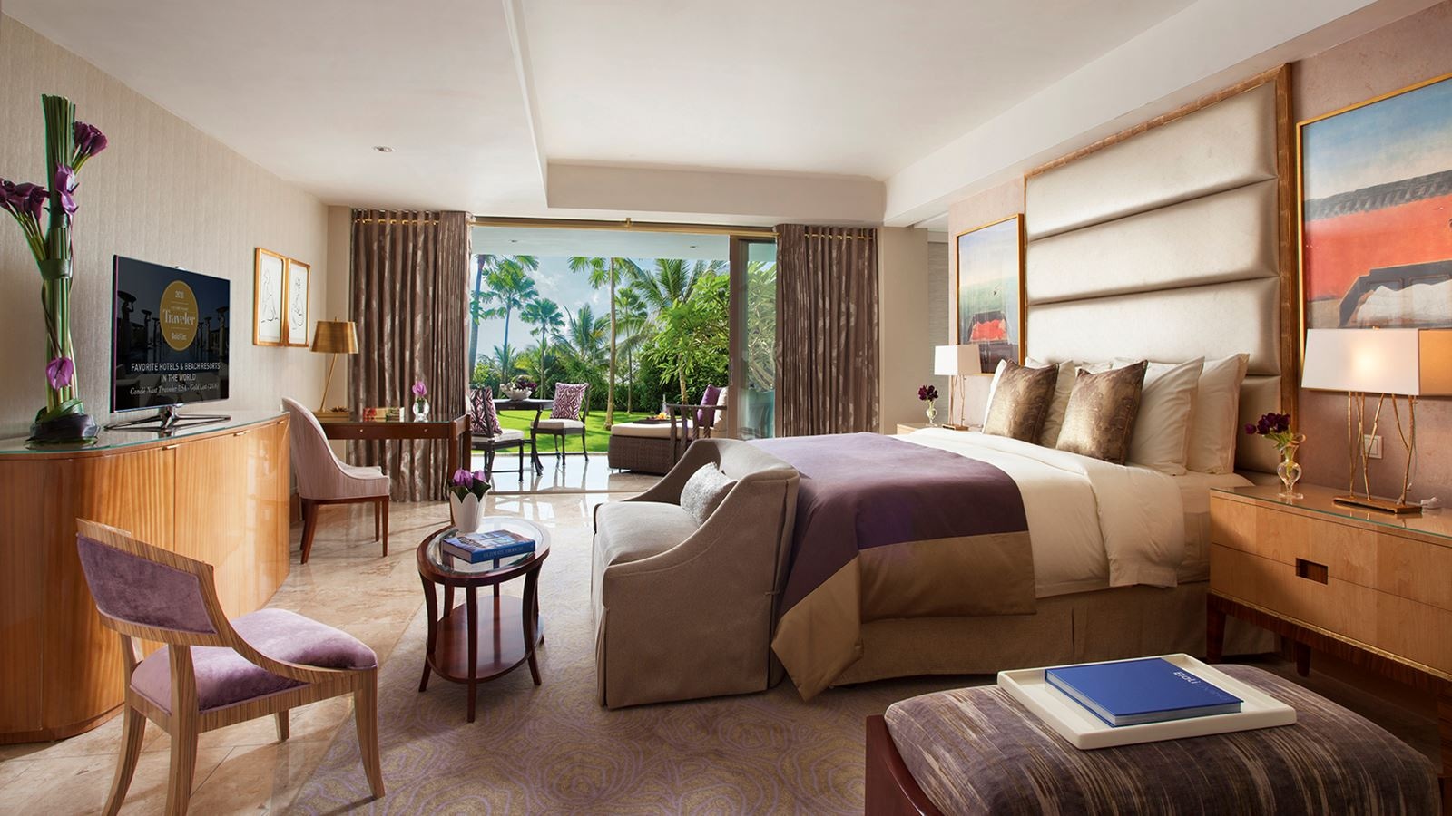 rooms-baron-suite-garden-view