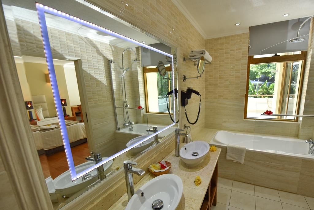 rooms-junior-suite-sea-view