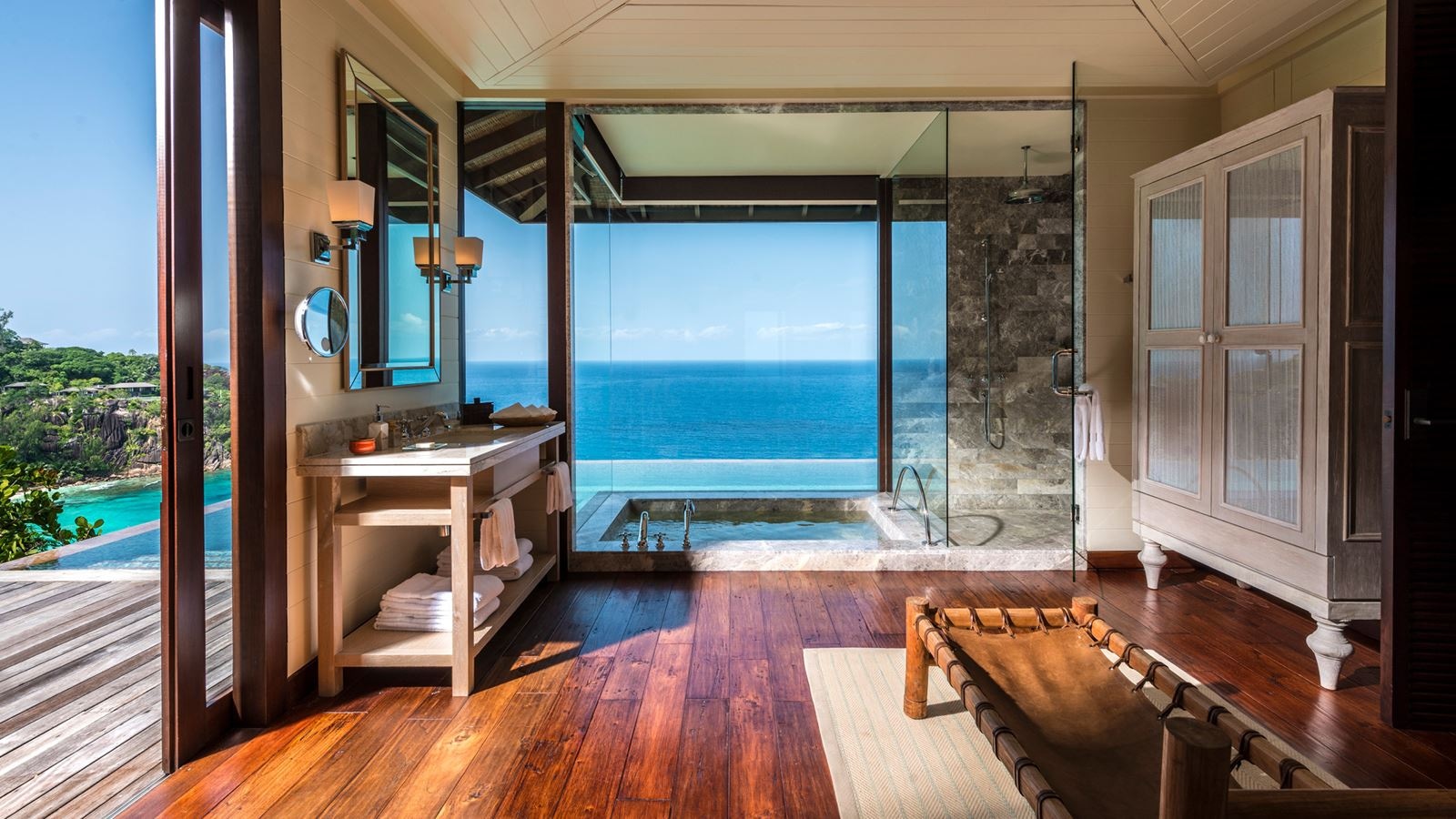rooms-ocean-view-suite