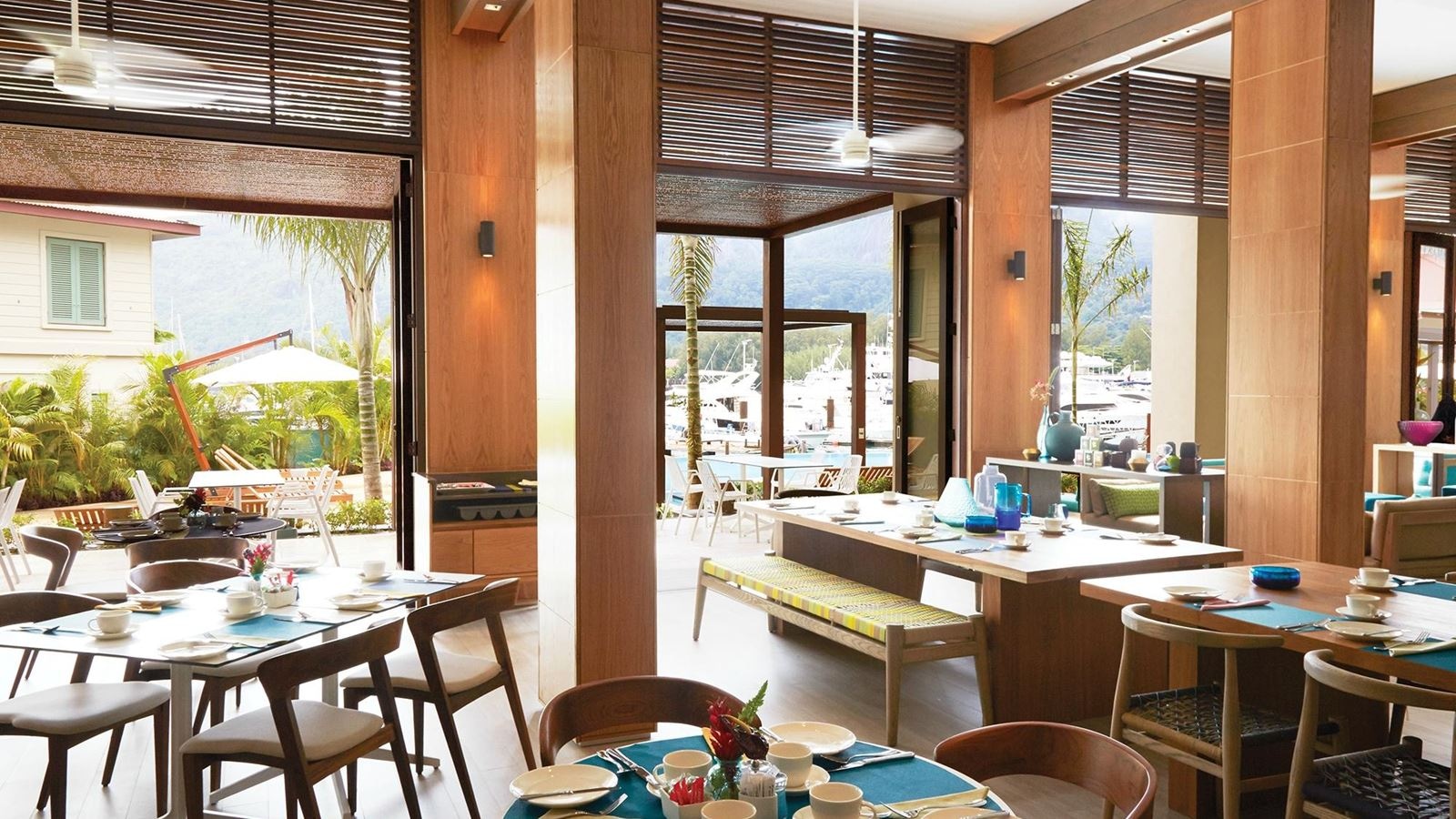 restaurants-marlin-bleu-restaurant