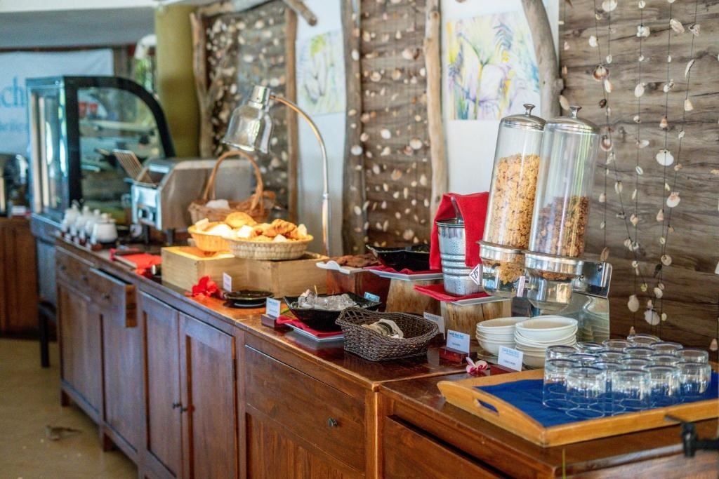 restaurants-restaurant