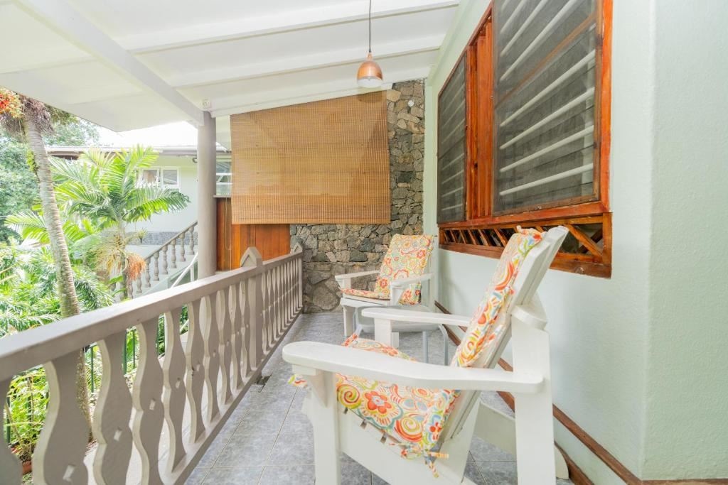 rooms-standard-room-triple