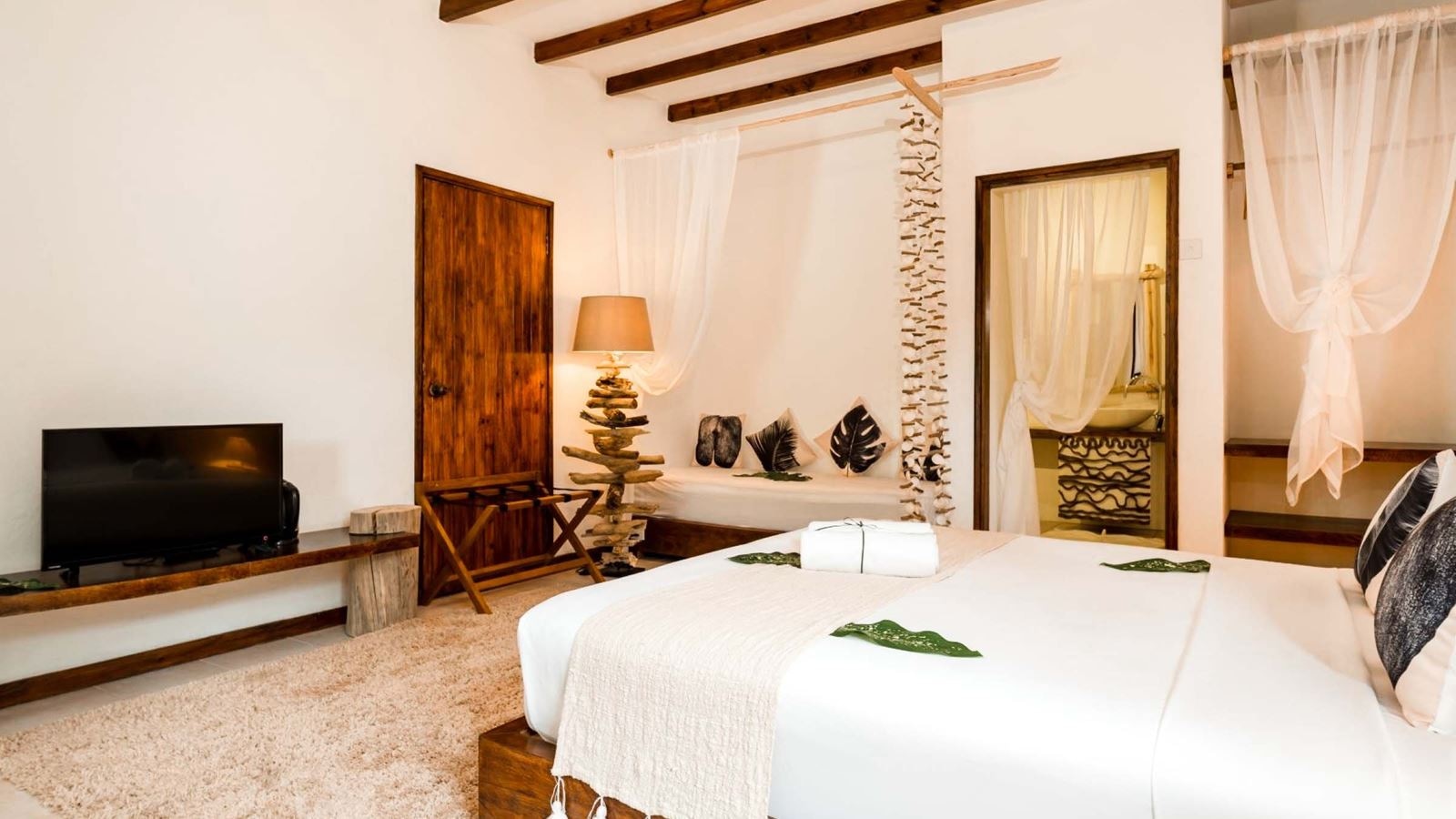 rooms-eden-garden--superior-room