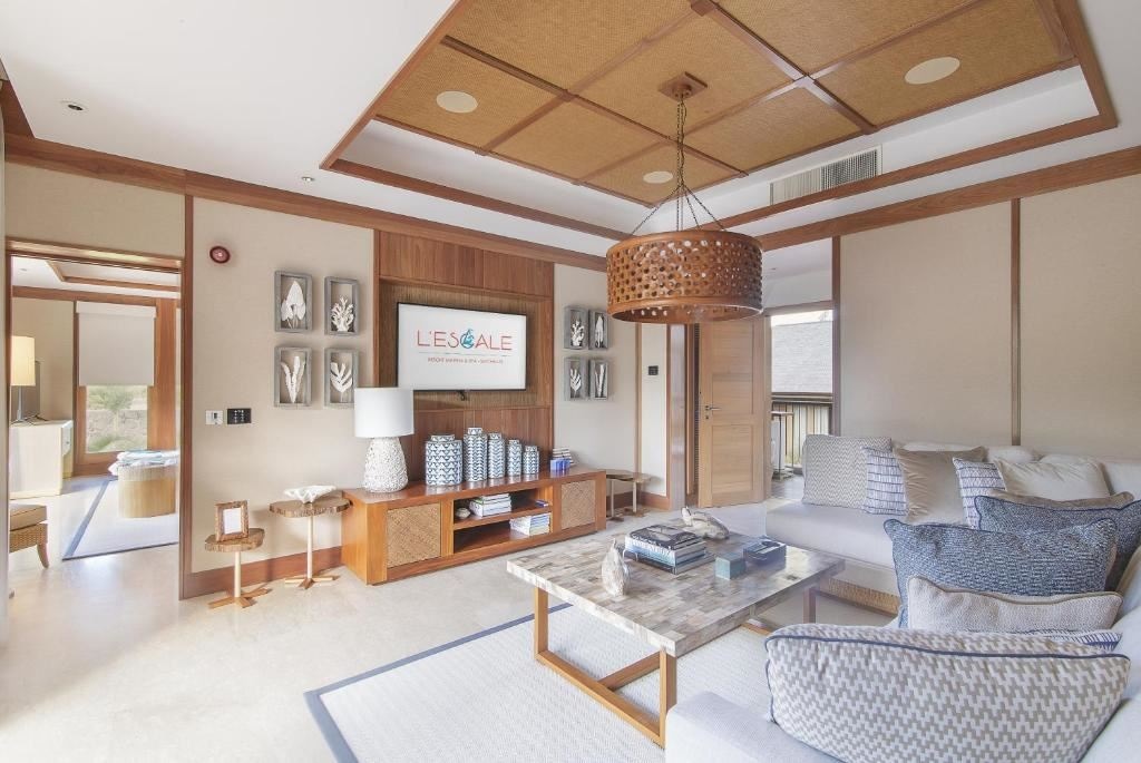 rooms-two-bedroom-spa-pool-villa