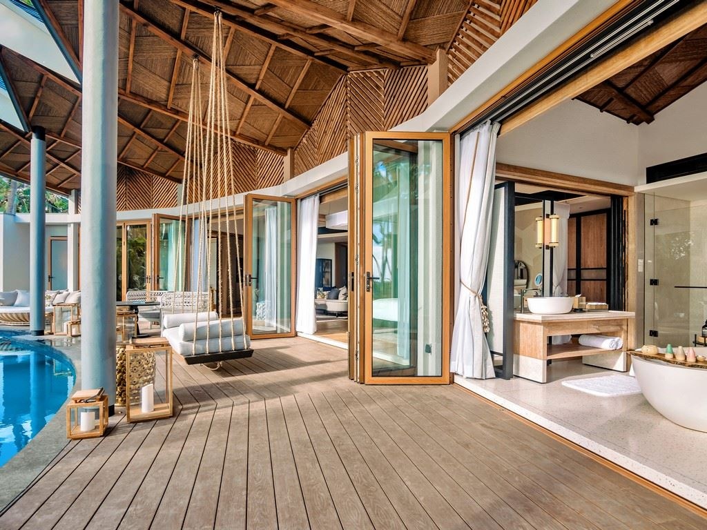 rooms-eagle-ray-pool-villa