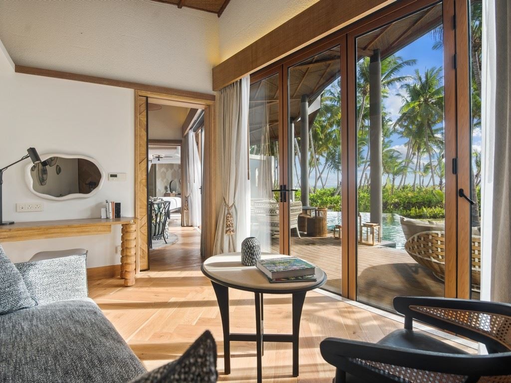 rooms-eagle-ray-pool-villa