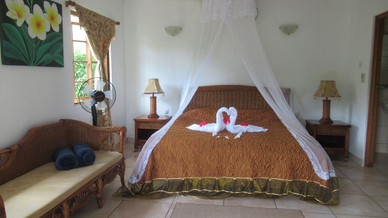 rooms-two-bedroom-chalet