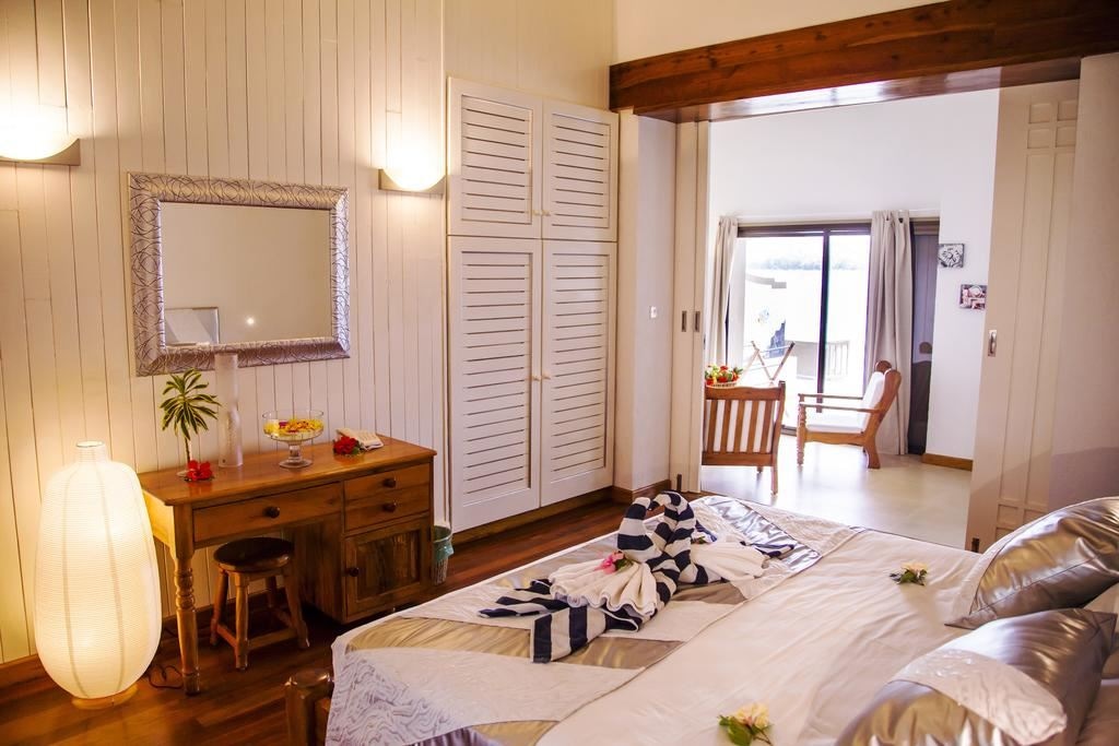 rooms-beach-front-deluxe