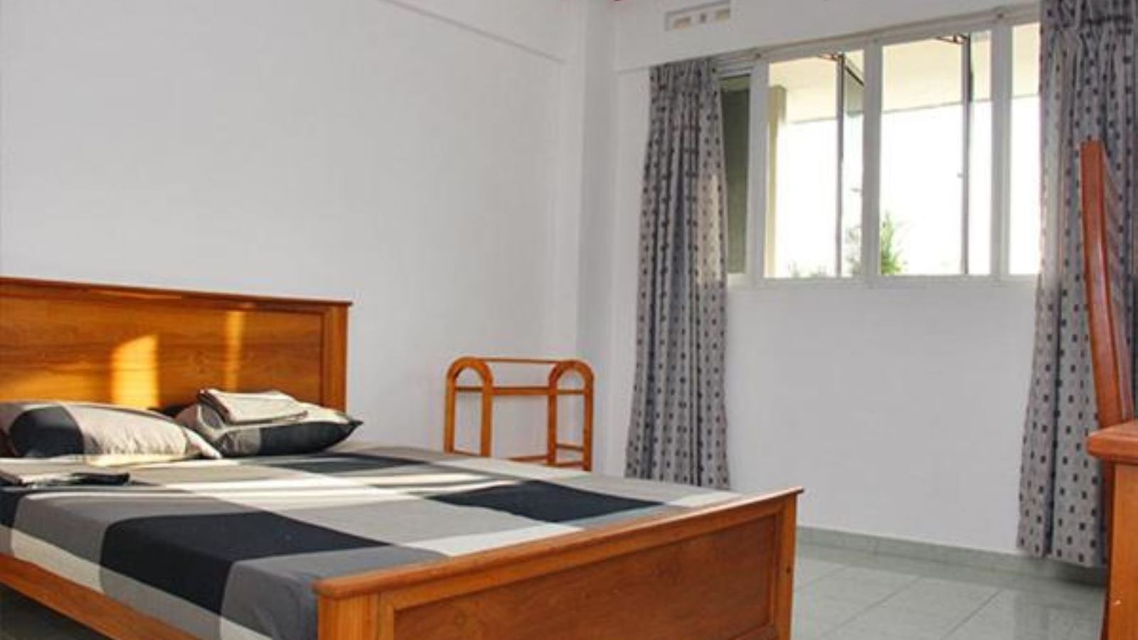 rooms-standard-room--non-sea-view