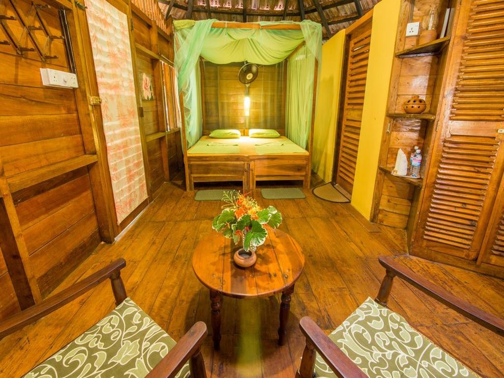 rooms-non-ac-suprior-double-room