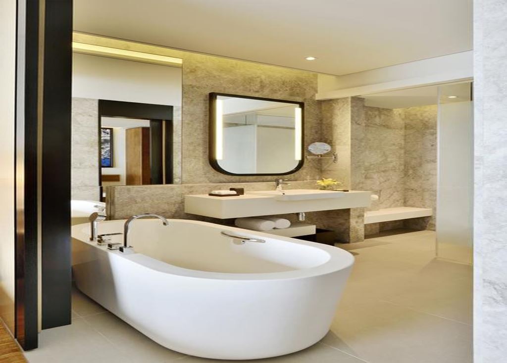 rooms-luxe-ocean-suite