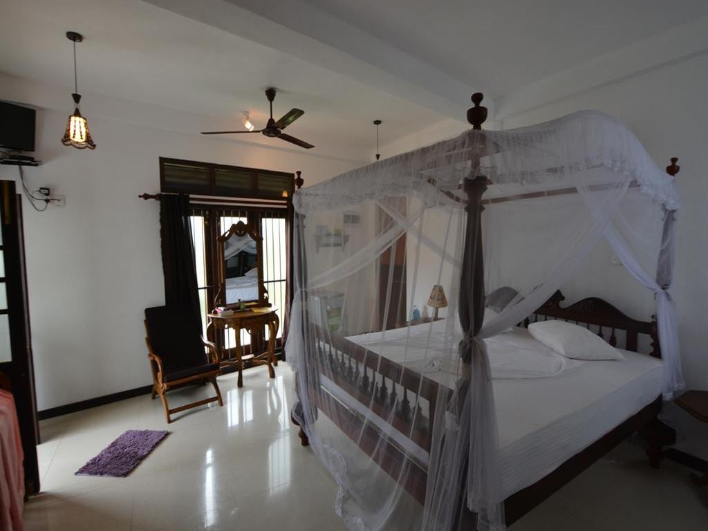 rooms-double-room-with-balcony