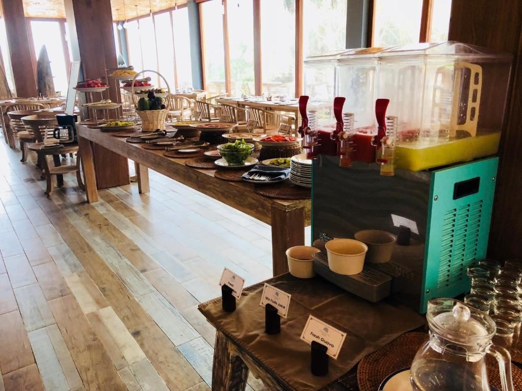 restaurants-restaurant